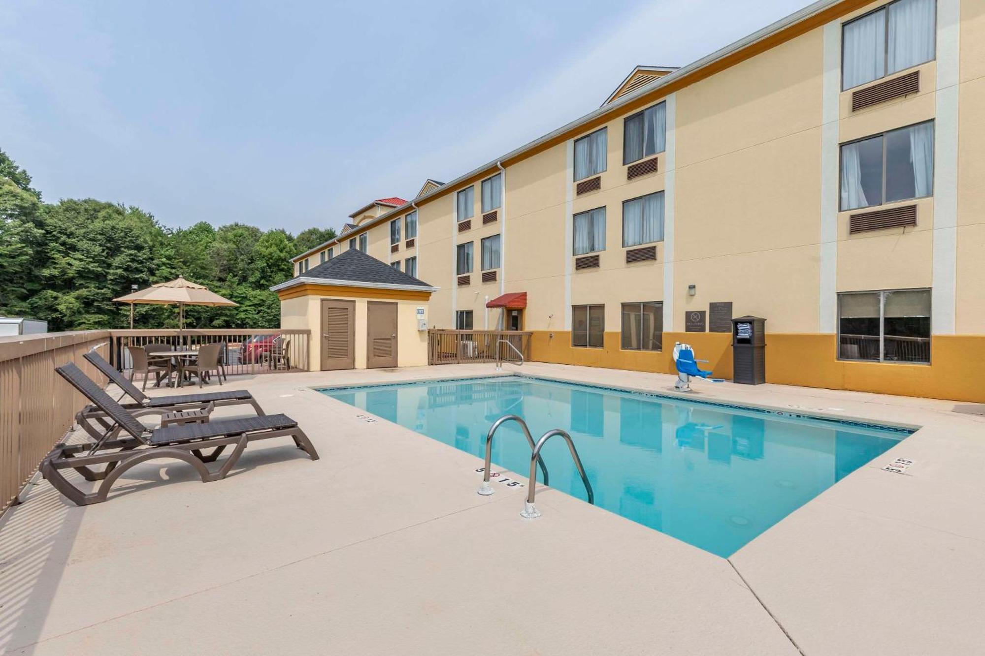 Comfort Inn & Suites Mocksville I-40 Exteriör bild