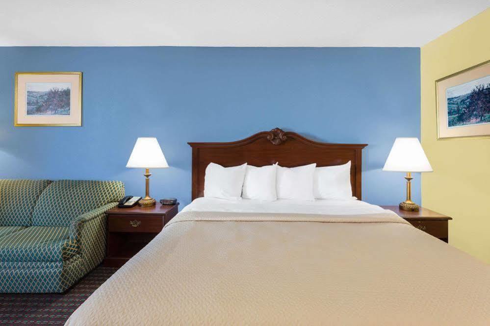 Comfort Inn & Suites Mocksville I-40 Exteriör bild
